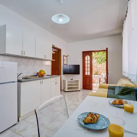 Apartments Suzana Mali Lošinj Exterior foto