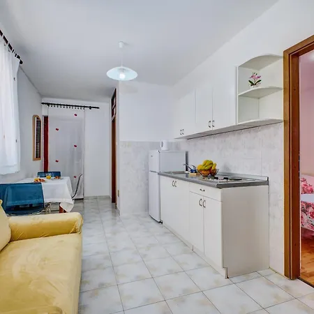Apartments Suzana Mali Lošinj Exterior foto